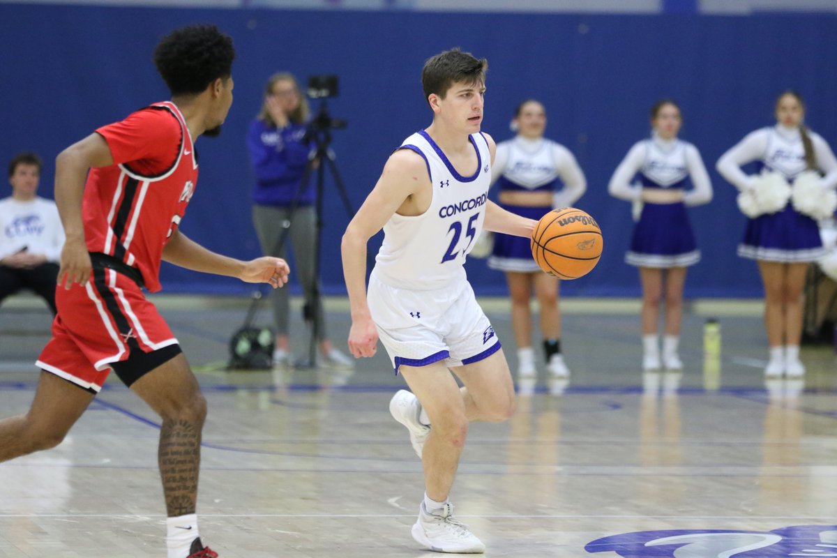 Conference play continues for <a href="/CUWMBB/">CUW Men's Basketball</a>!
🏀 at Wisconsin Lutheran, tip-off at 7pm!
📈 cuwfalcons.com/links/717qpz 
📽 cuwfalcons.com/links/kca7ac
#️⃣ #d3hoops #NACCtion #CUWsoarsHigher