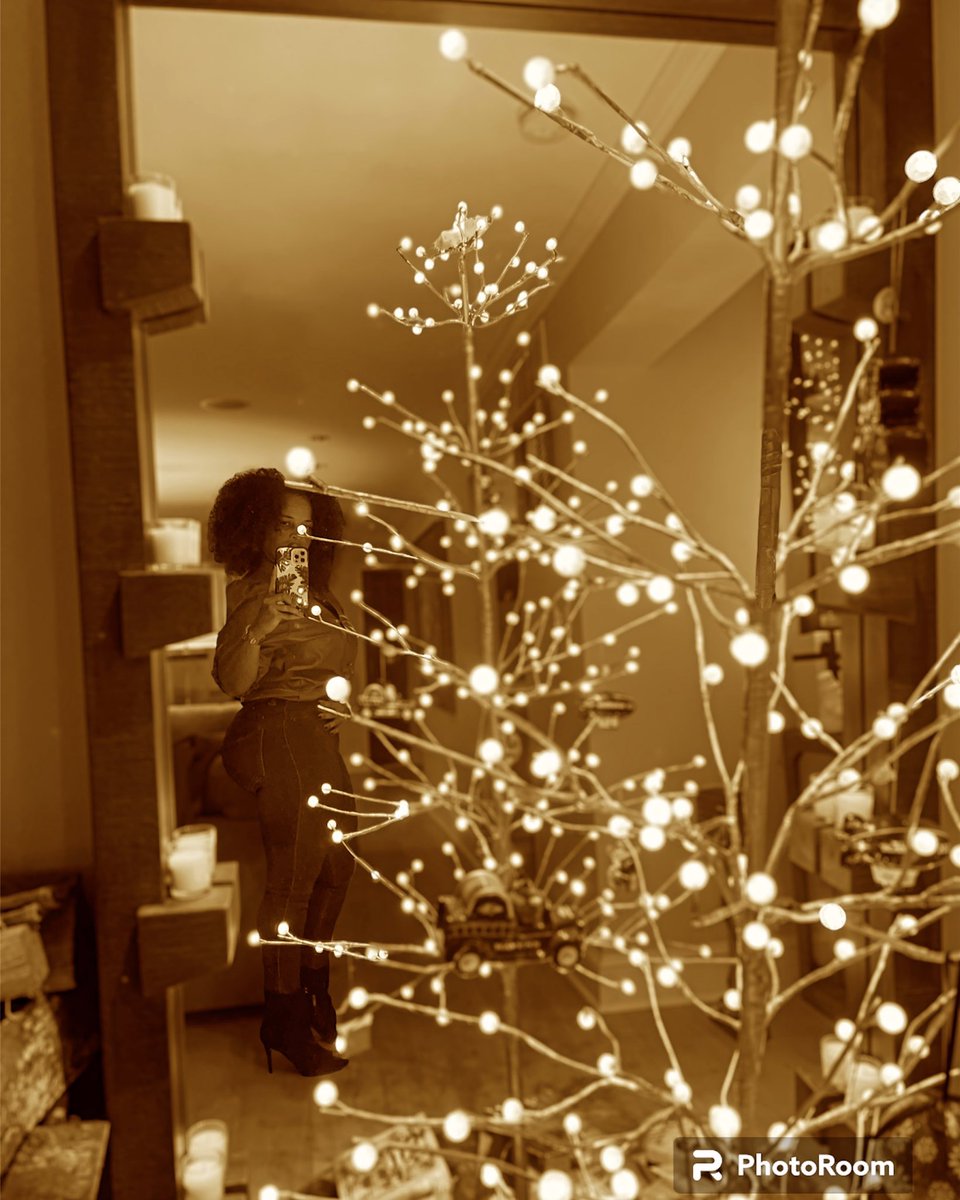 And the holiday season has officially started 🎄🤶🏽 🎅 💗