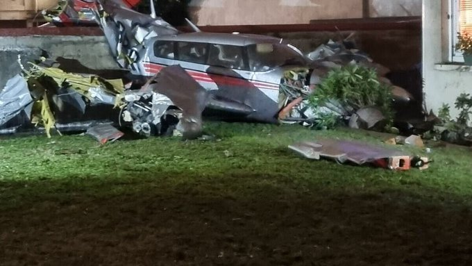AlertesInfos's tweet image. 🇫🇷 FLASH - Un petit avion s'est posé en urgence à Villejuif. Les secours sont sur place. Au moins trois blessés. (Le Parisien)