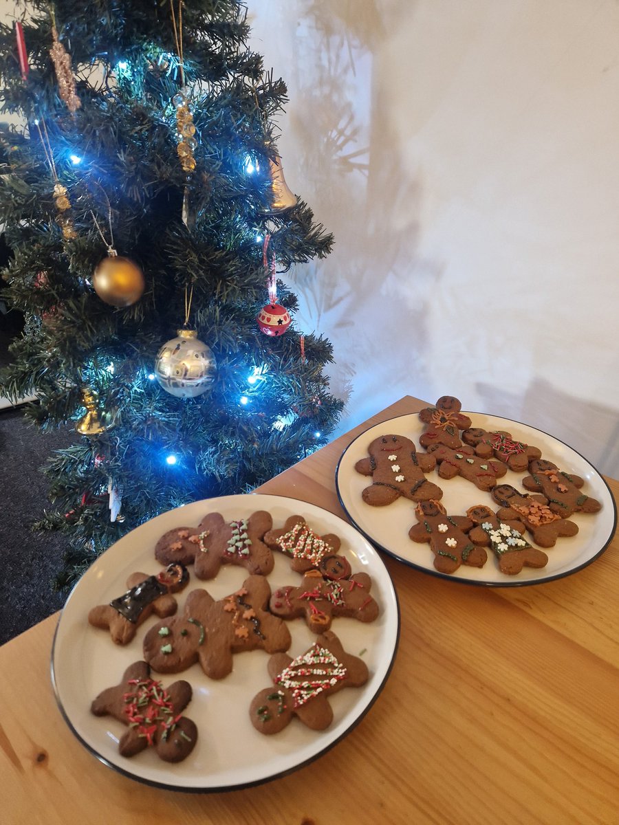 Larrah Thompson tweet media