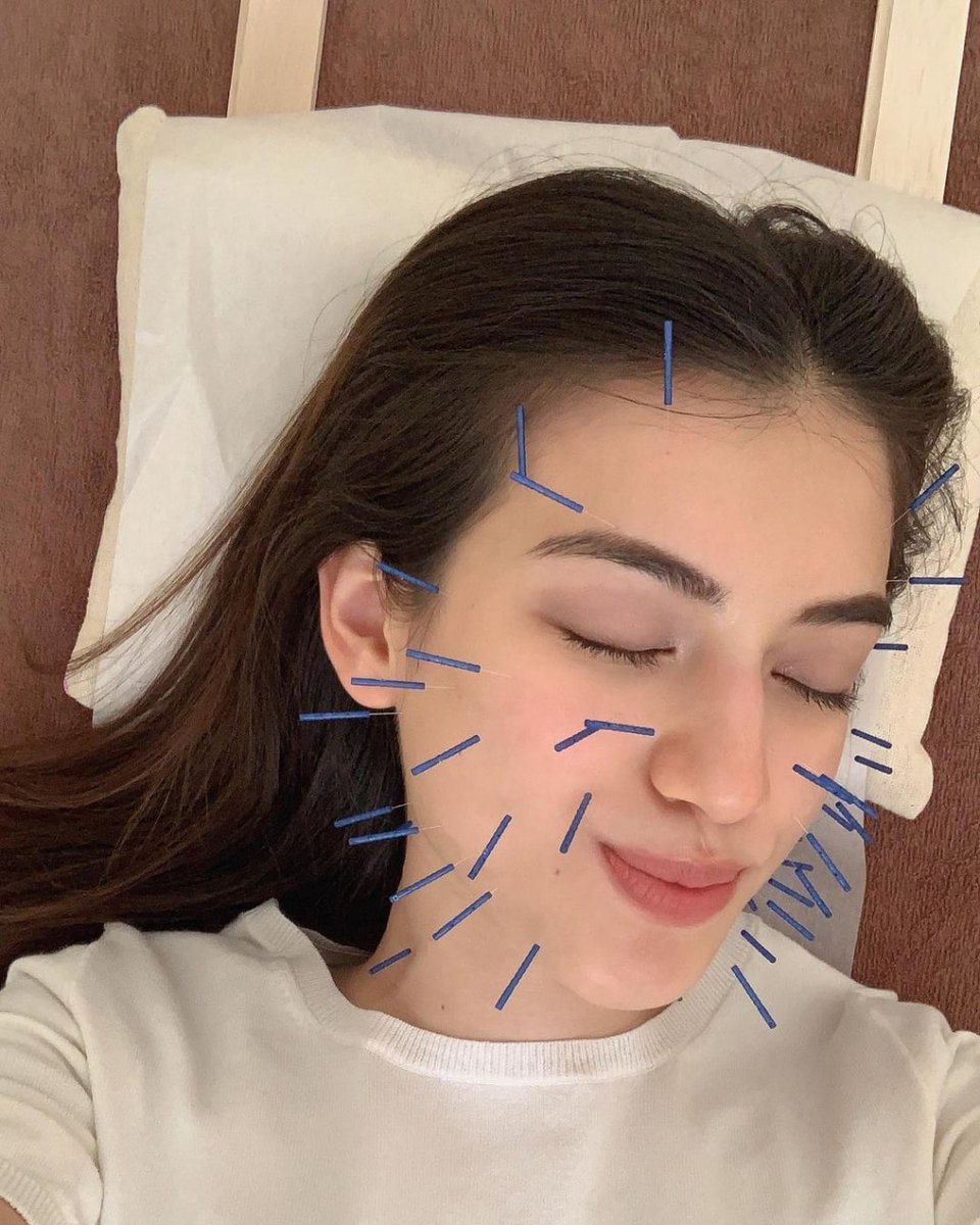 VideoButchers's tweet image. skin care   for me at relax time🥰