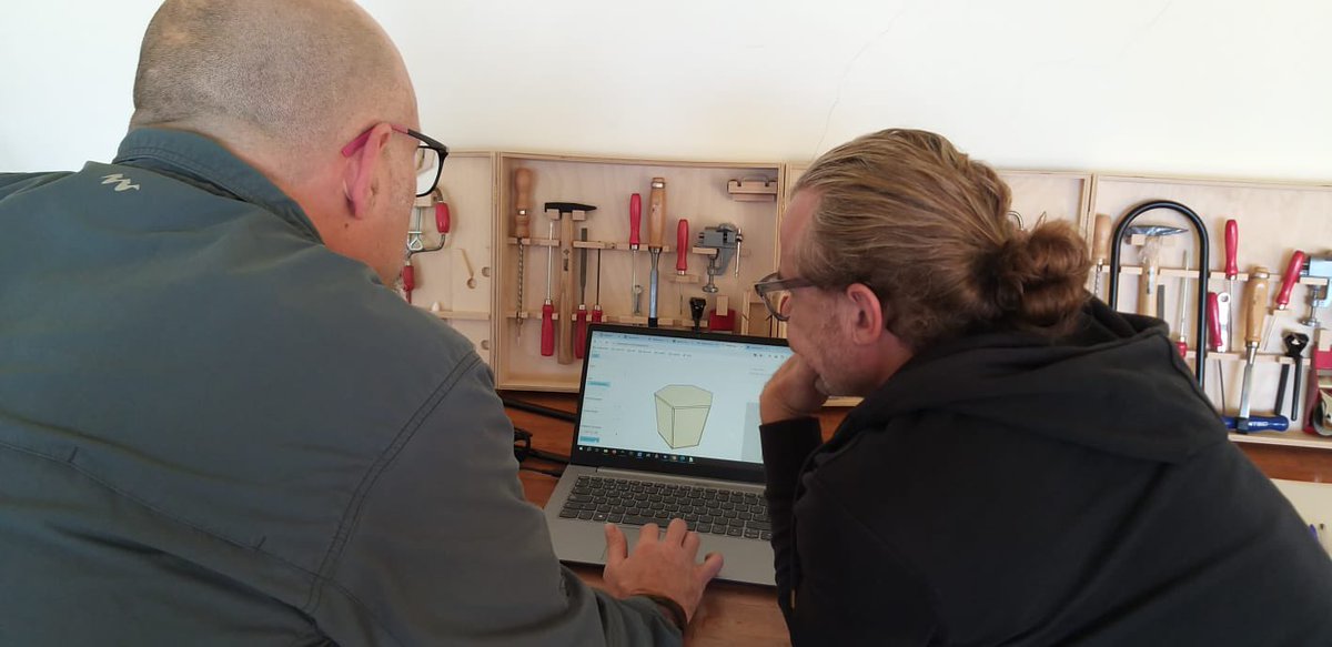 se_selva2's tweet image. Avui jornada de treball al @cesire_cat com a referents #CRP del projecte #FAIG Com funcionen les eines del #projecteFAIG?