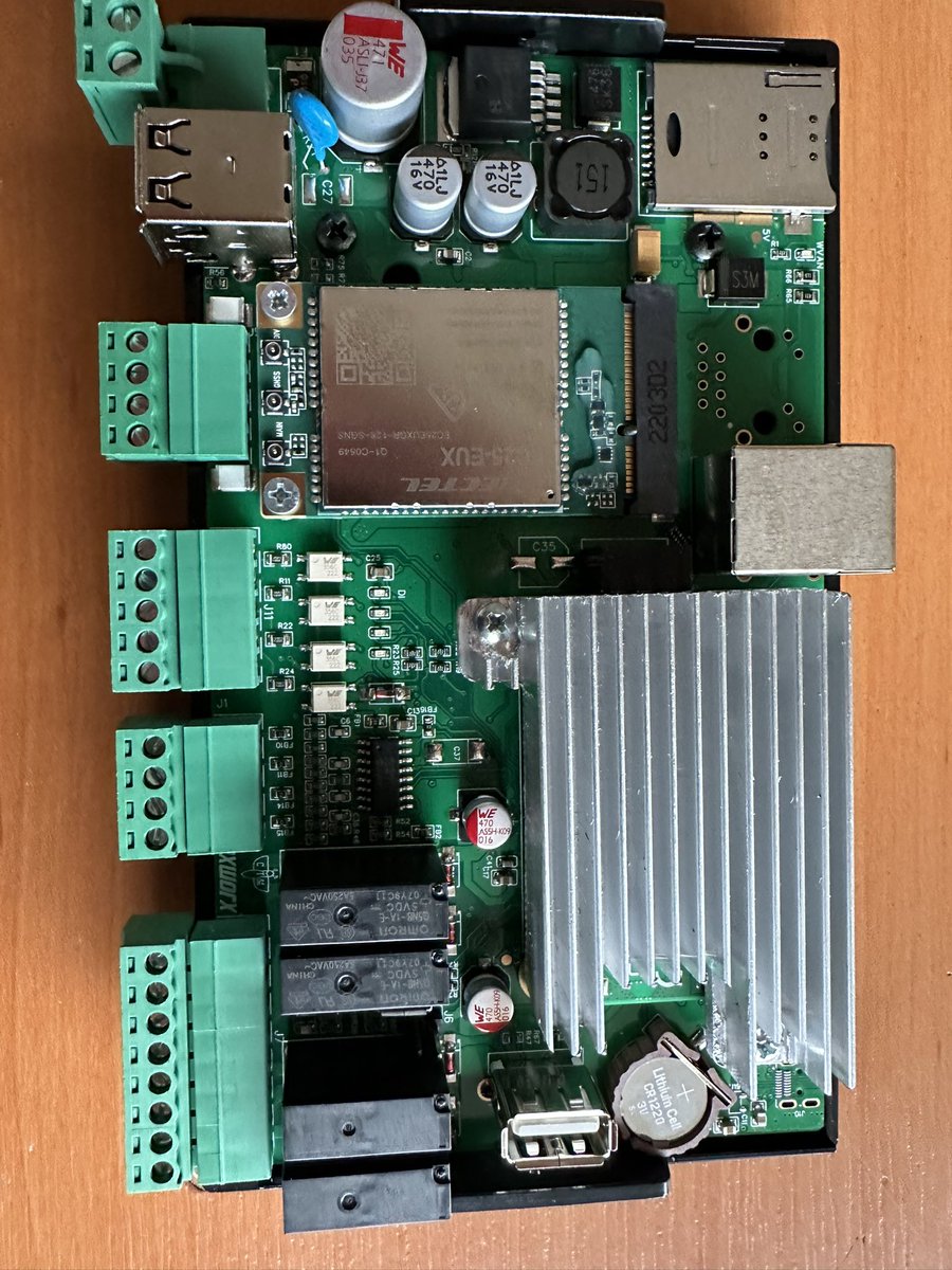 pe2a_tr's tweet photo. Bulk shipment based #LTE and #Cm4 @Quectel_IoT @Raspberry_Pi https://t.co/HsHRkLOxUw