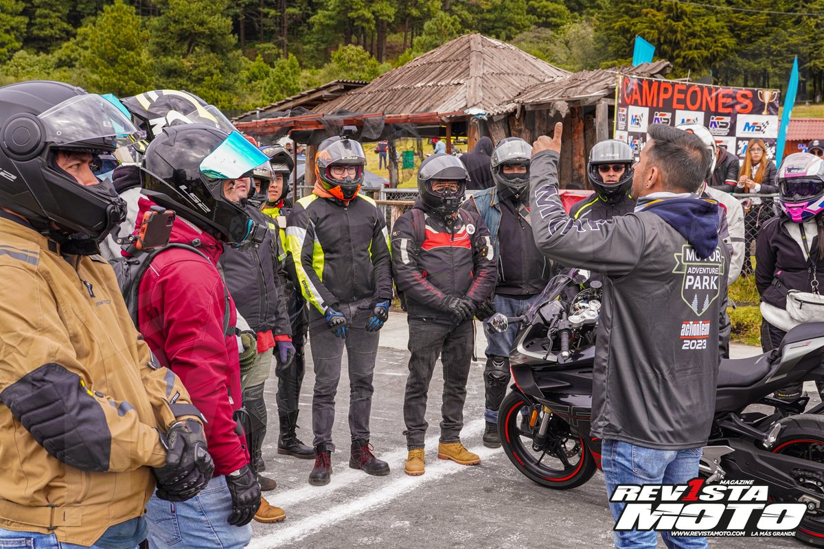 Revista_Moto's tweet photo. 𝐃𝐞𝐦𝐨 𝐃𝐚𝐲 de @CFMOTOmx, un evento para dar a conocer los nuevos modelos y realizar pruebas de manejo.
Conoce detalles del evento y nuestra galería en: https://t.co/ADdxmlBIWP
#RevistaMoto
#soyrm
#lamasgrande
#eventorm
#cfmotodemoday
#CFMOTOMexico
#cfmoto https://t.co/orMIc73jAh