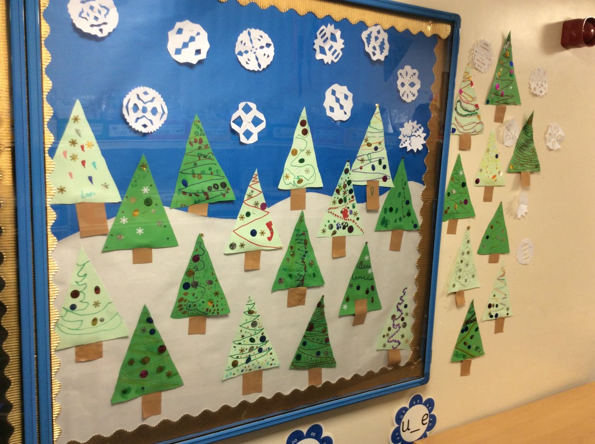 woodstonecps's tweet photo. Each class has created a Christmas display ro decorate our corridor - this year's theme is Christmas trees. Don't they look great?! https://t.co/jabaifXhED