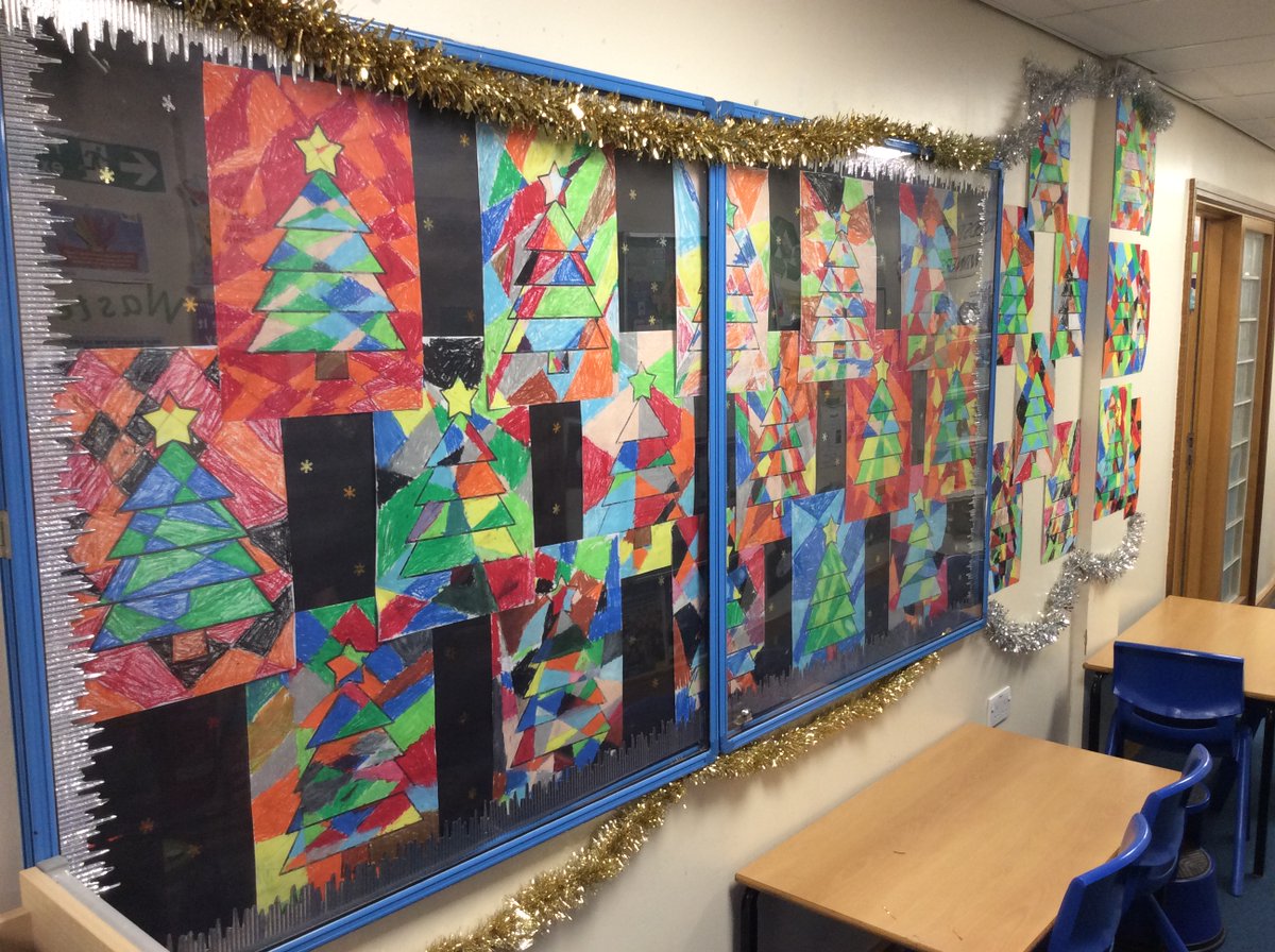 woodstonecps's tweet photo. Each class has created a Christmas display ro decorate our corridor - this year's theme is Christmas trees. Don't they look great?! https://t.co/jabaifXhED