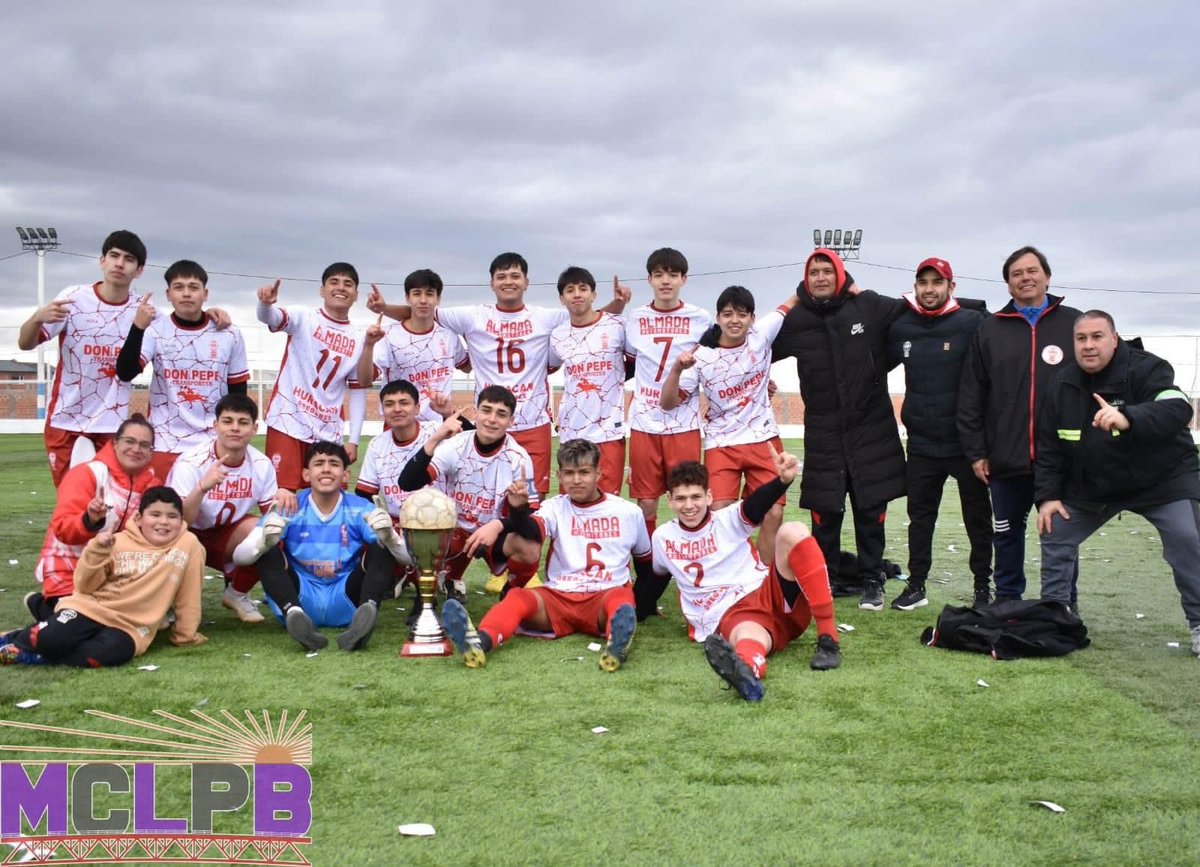campeónes del Infanto, BICAMPEÓNES de la liga centro, q más puedo pedir?
fue un año hermoso dónde fui muy feliz, gracias a todos ustedes x el esfuerzo y la dedicación, lo teníamos más que merecido, x q huevos sobran,
los amo campeónes ❤️🏆
