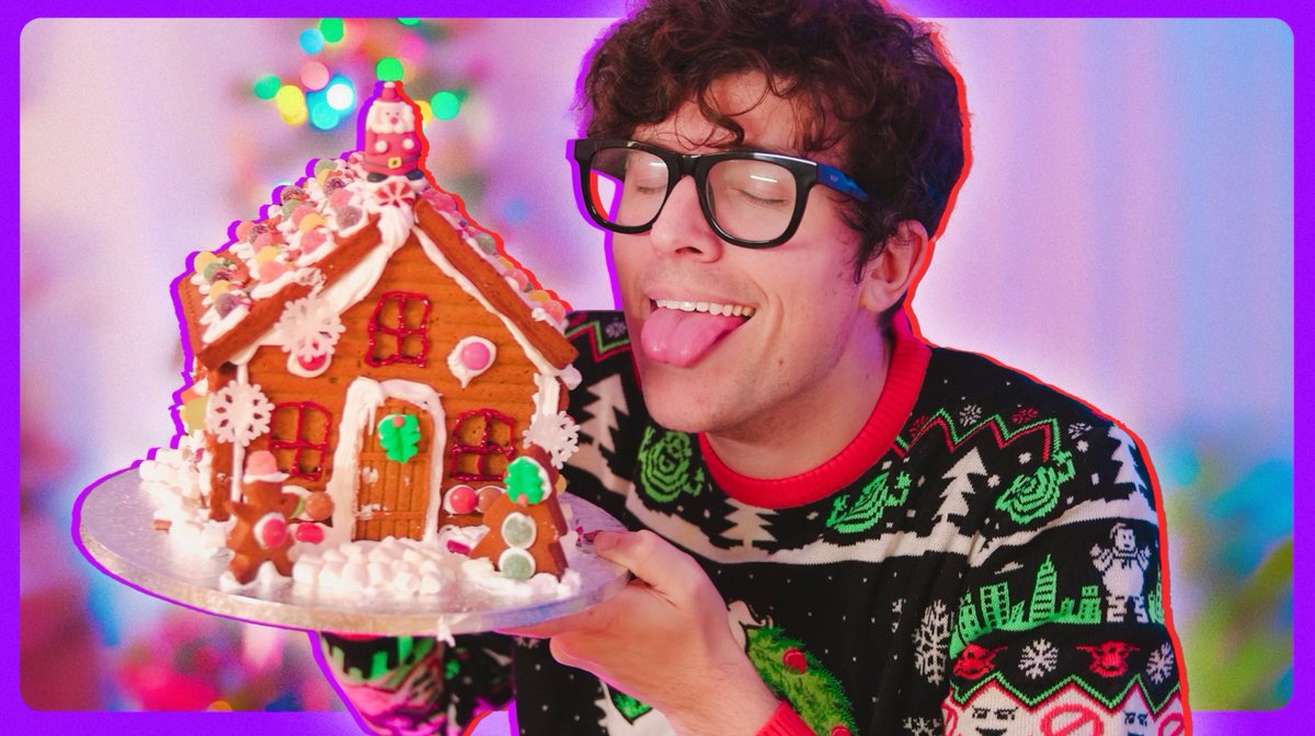I was feeling confident about my gingerbread house until I saw pictures of other people's. maybe I should stick to doodling. either way, here's my first festive video of december! enjoy! 🎄🍪❤️ >> youtu.be/pq7NWHrFxnc <<