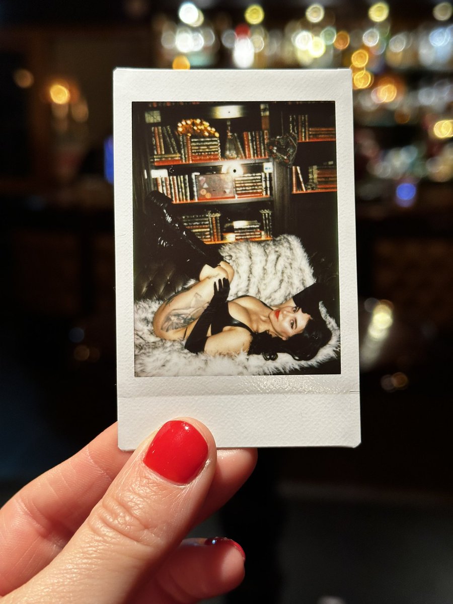 Content from miss.viktoria.quinn