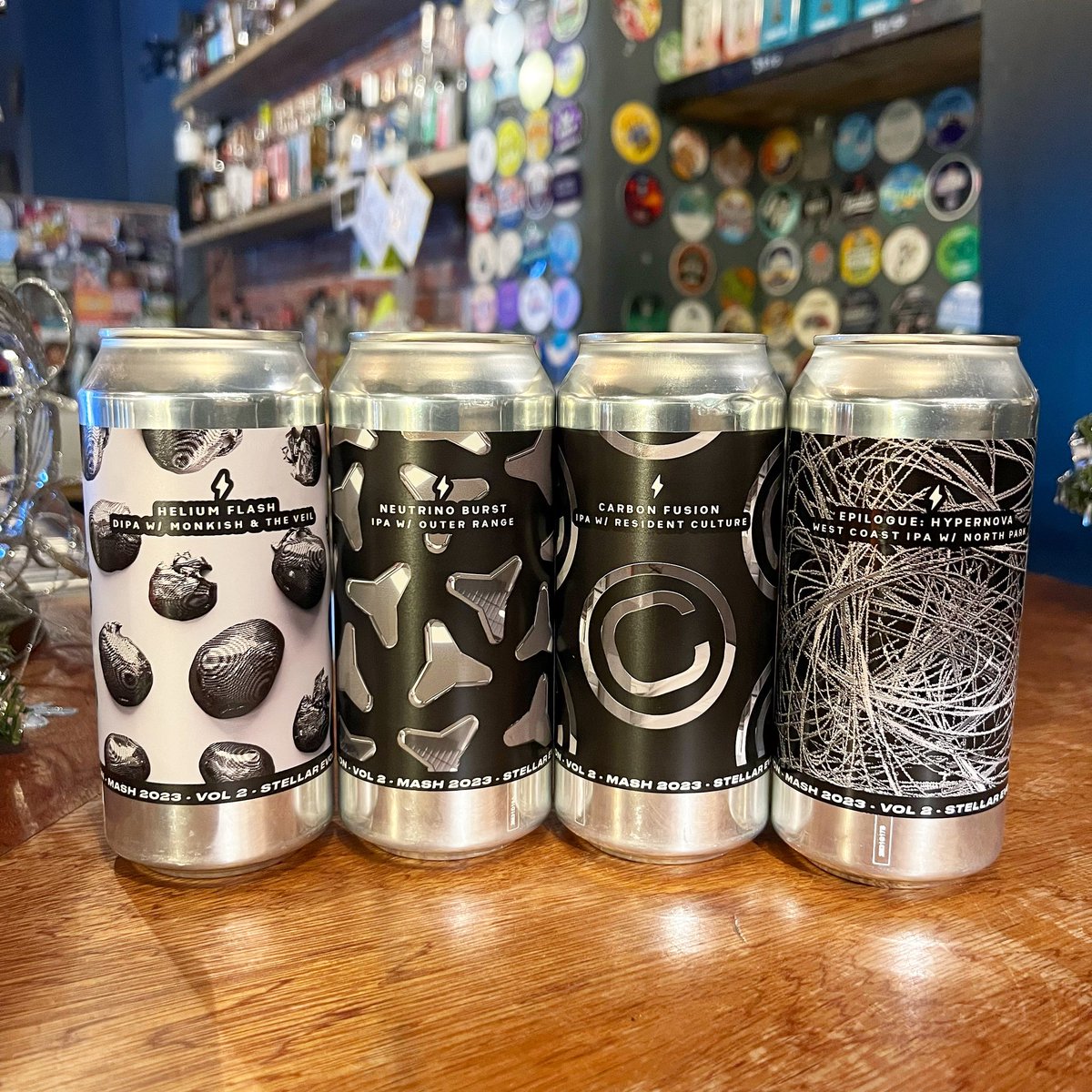 NEW Garage Collabs! #Monkish x The Veil #DIPA anyone?! (Mosaic Spectrum, Mosaic Cryo, Mosaic T90, Simcoe & Nelson) 🤤 PLUS Outer Range Collab #NEIPA // Resident Culture IPA w/ Strata, Mosaic, Mosaic Cryo & Riwaka 😋 AND North Park West Coast #IPA l! 😍🍺 #CraftBeer #CrystalPalace