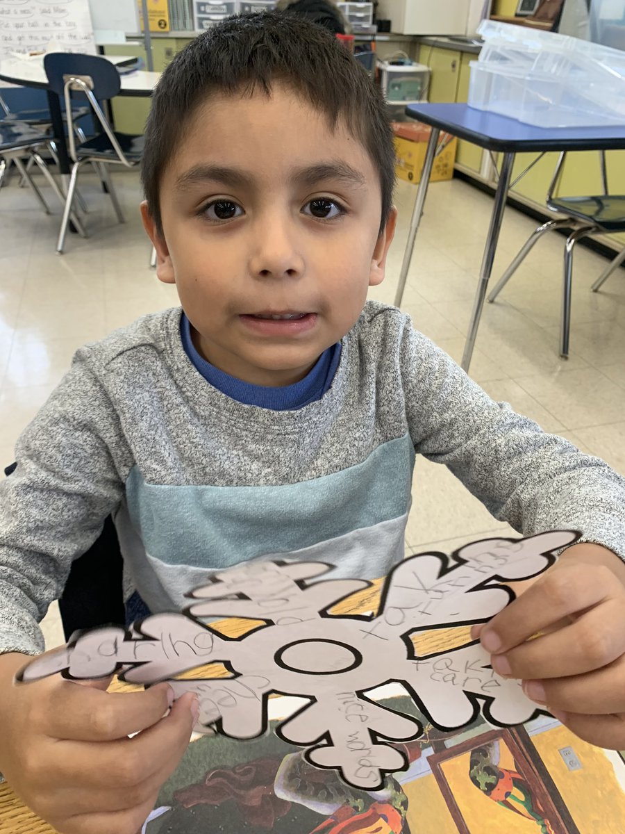 msullivangcprd's tweet photo. Our friendship snowflakes help us to remember that it is cool to be kind at @GCPelementary ! #proud2bnhpgcp @NHPGCP https://t.co/VV4YLyLipU