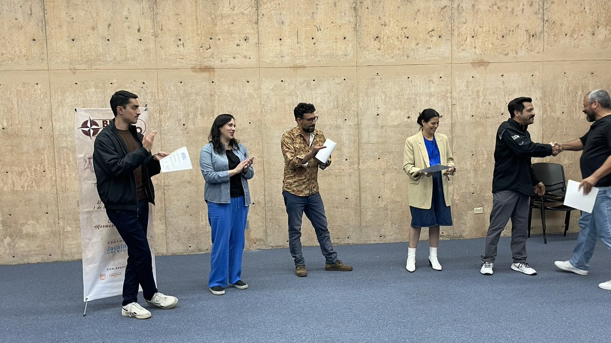 jacalitofilms's tweet photo. El viernes pasado clausuramos la primera edición de ⚓️ BUEN PUERTO Residencia de guion cinematográfico ⚓️ con el pitch de los proyectos.

Agradecemos la presencia de Alina Arteche, del @imcahermosillo, y Ricardo Schwarzbeck, de @HermosilloVive, ambas instituciones que 🧵⬇️ https://t.co/TSptiK5n17