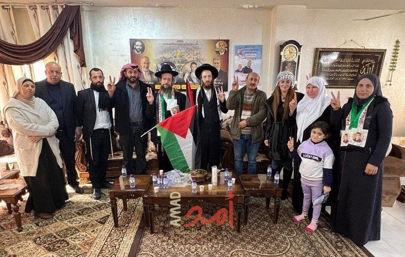 JewsAgainstIsrl's tweet photo. This picture was taken in Jenin,Palestine. Anti Zionist Jews visited Palestinian leadership in the city, and were later arrested by Israeli authorities https://t.co/nOIhpLujGW