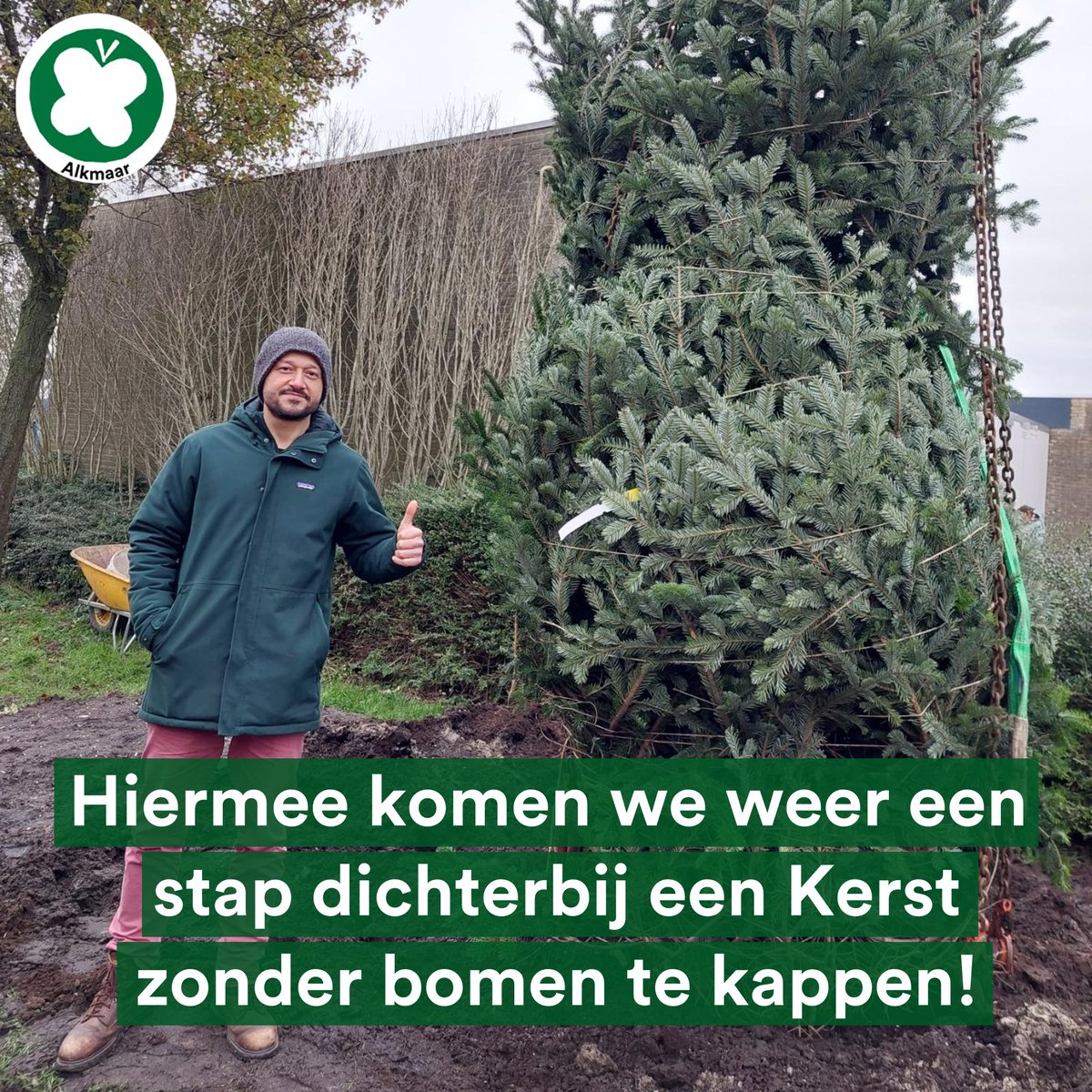 PvdDAlkmaar's tweet image. Ja! Vandaag was het zover... de eerste #Permanente #Kerstboom van #Alkmaar is geplant in #Markenbinnen! 🎄En er volgen nog 15 vaste kerstbomen. 🤩🥳 Een #Kerst zonder #wegwerpkerstboom, wie wil dat nou niet?
#kappenmetkappen #keerhettij @partijvddieren