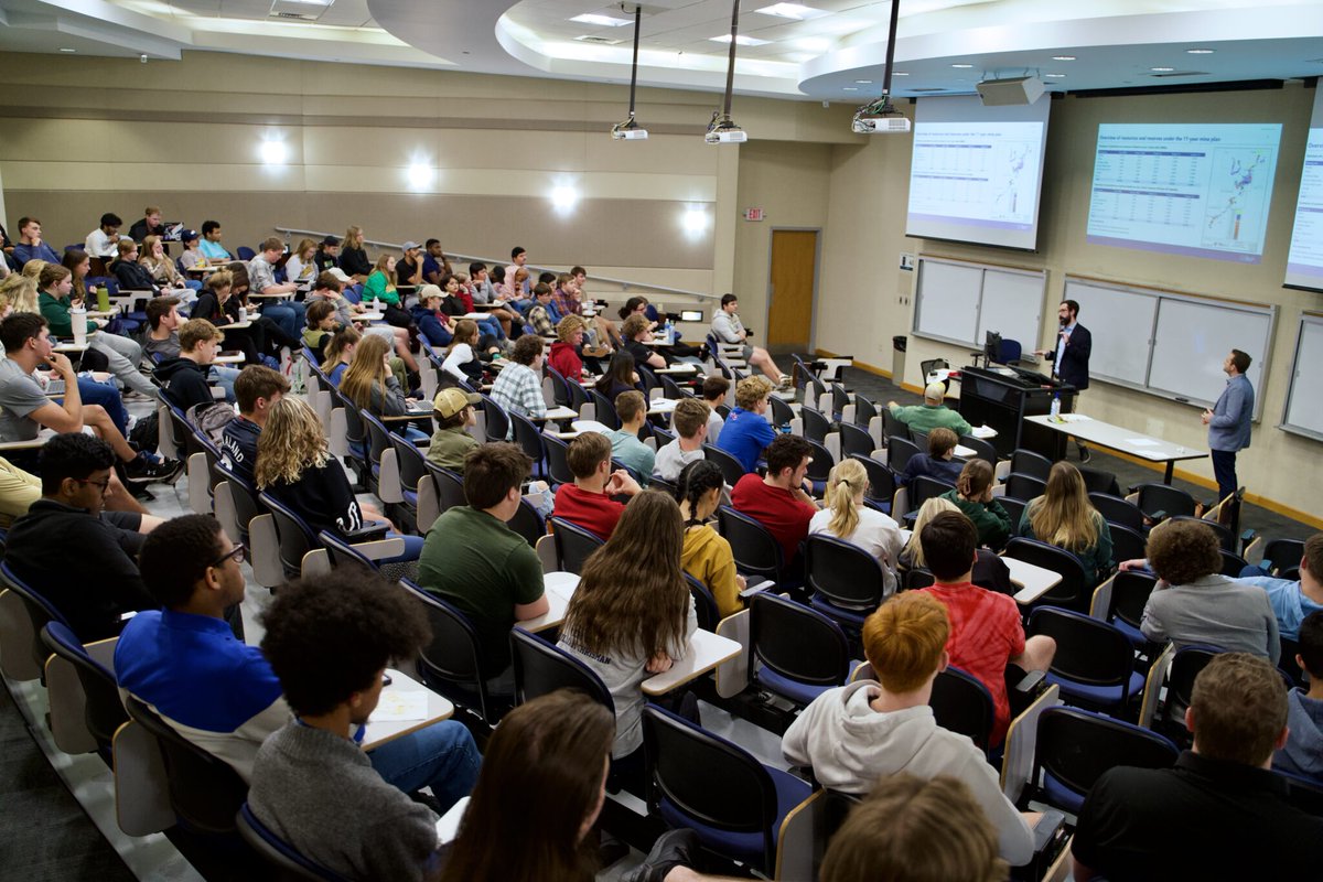 Members of Missouri Cobalt’s leadership team recently spoke to first-year engineering students at Missouri S&amp;T about value-driven engineering design and economic integration. #electricvehicles #electrifymo

Read here: news.mst.edu/2023/11/missou…