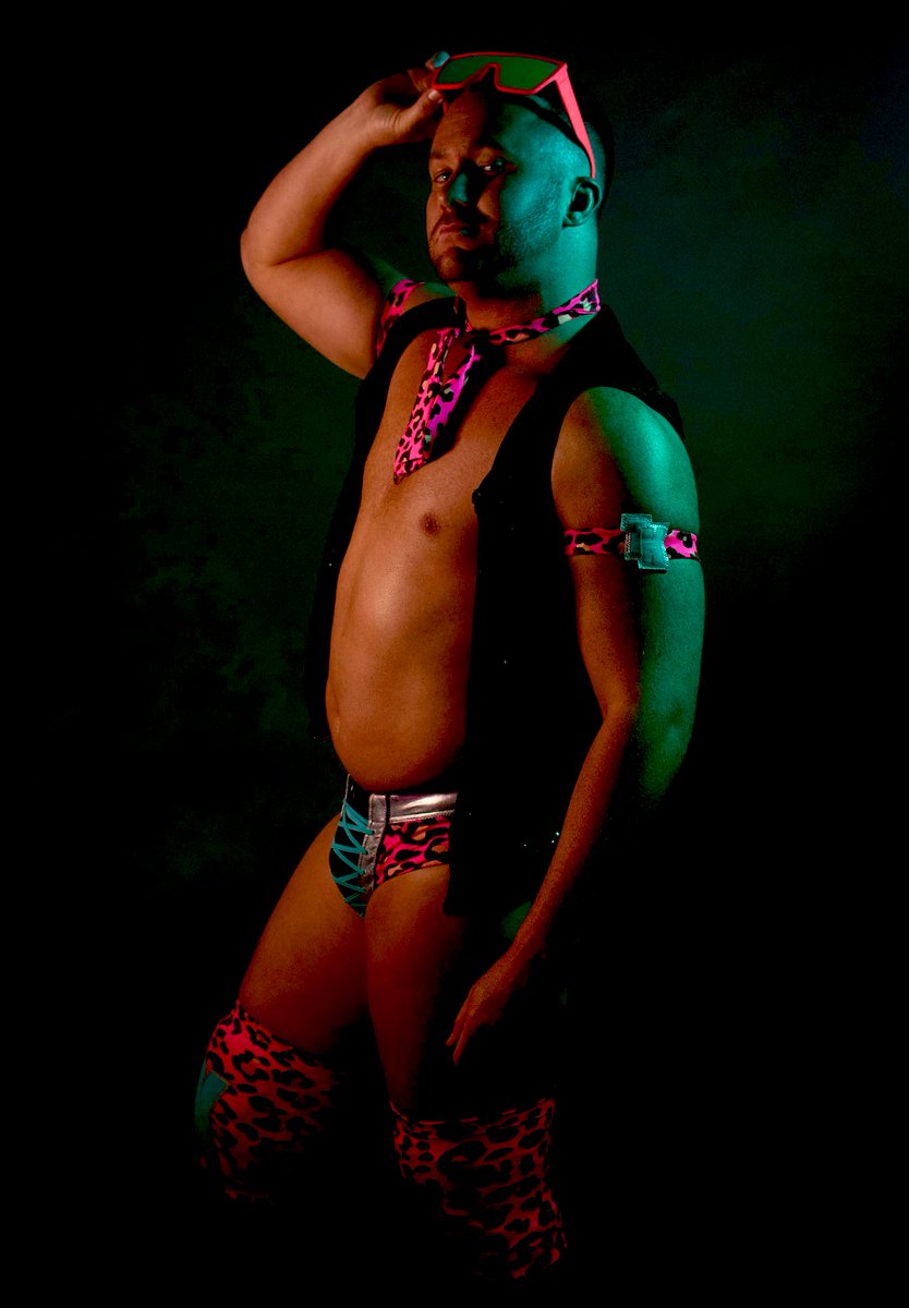 Tyler_Klein's tweet image. It’s my BDay week!!!!! Come celebrate with @RunwayWrestling Friday night @2PWrestling  for the pre party. Then on Saturday the 9th spend my actual bday with me over at @rysewrestling!!!!!! #top100 #wrestling #bdayweek #letsparty