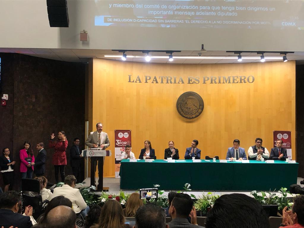 La Comisión Estatal de los Derechos Humanos, a través del Secretario Ejecutivo, Ángel Botello Ortiz, asistió al Tercer Foro Nacional de Inclusión “D-Capacidad Sin Barreras”, Cuyo objetivo es promover un espacio de reflexión e intercambio de información, análisis y experiencias