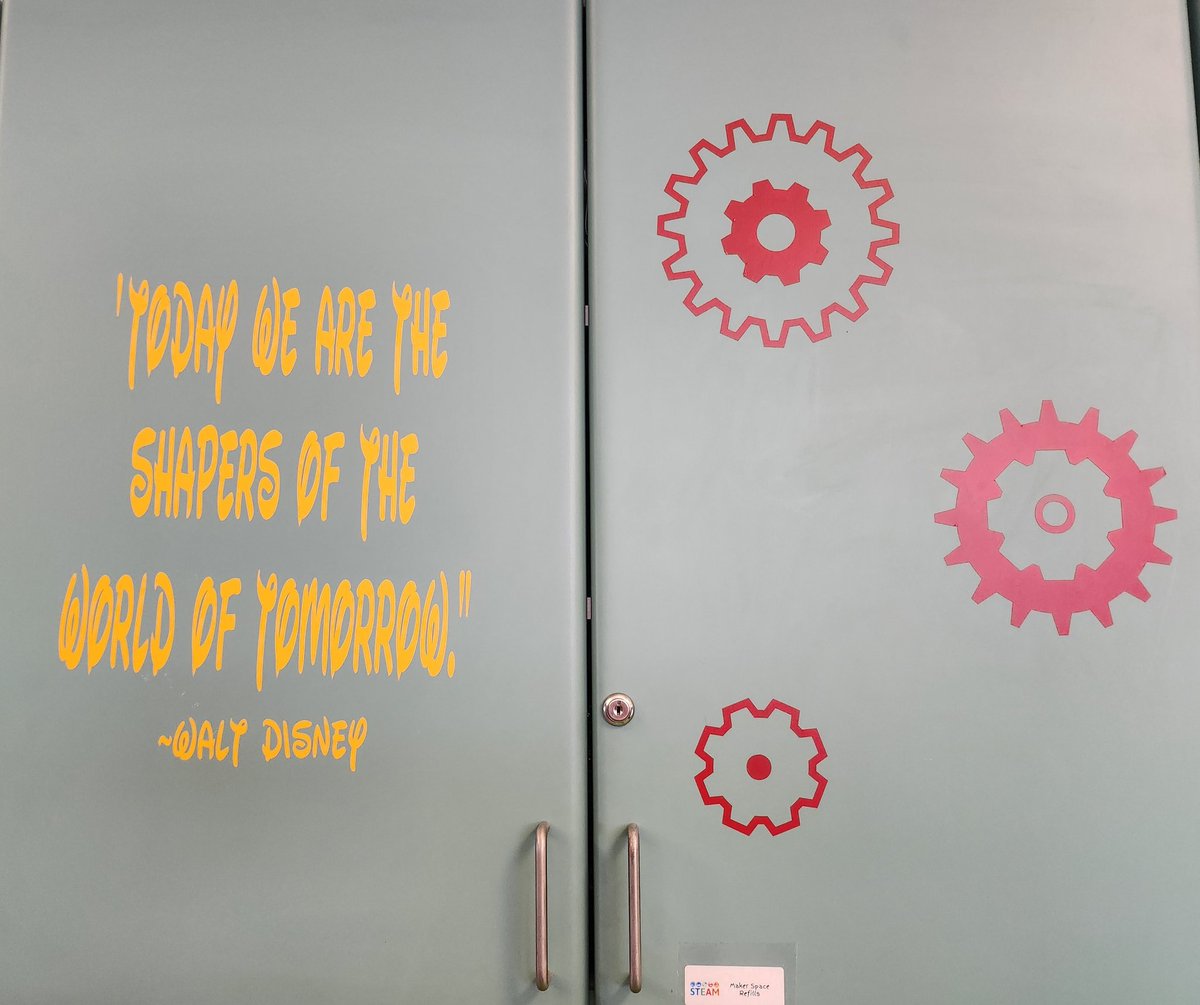 New decor added to the STEAM Lab cabinets. Thank you, Darlene for all of your help! #TeamWorkMakesTheDreamWork <a href="/WeAreMPSD/">MPSD</a>
