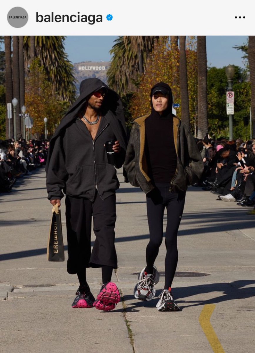 Crook 🏴🏳️🏴 tweet media