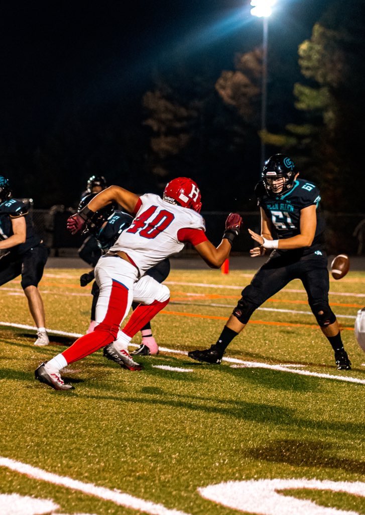 NicholasChris51's tweet photo. I am extremely blessed to be named 2nd team All Region 5c Defensive Line @Coach_P_Herm_U  @CoachChalmers08 @CoachNice_HermU @FbHerm https://t.co/3B79BmRpcm