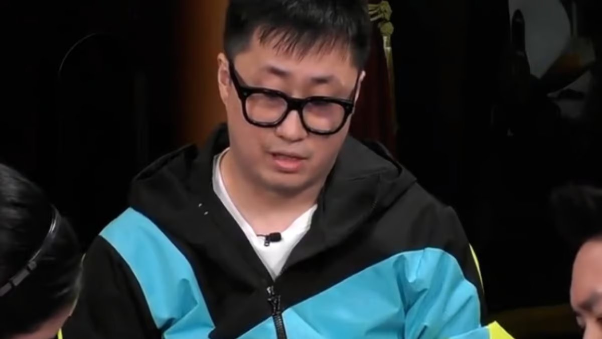 Anish Giri on X: Very weird hack. Some of the screenshots I saw passing by were edited (hacker also DMed all sorts of inappropriate messages to many), but actually I really had