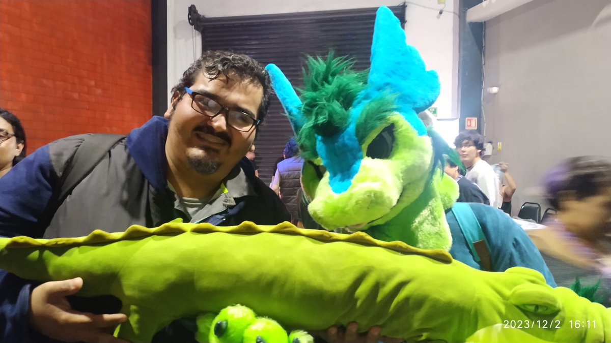 Yoshpper's tweet image. Tres crocos 🐊🐊🐊