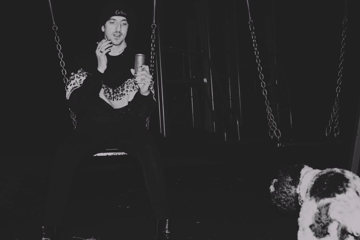 calblakeston's tweet photo. Drink, doob, dog, swings. Happy. https://t.co/2UrYTHZQpC