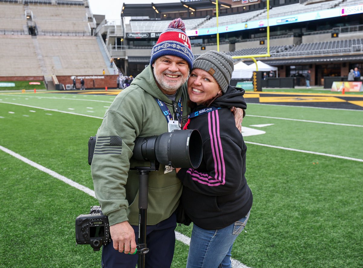 .@RonRigdon and @MrsRigdon are an absolute blast to work around. Just awesome people! @CheapSeatsPhoto