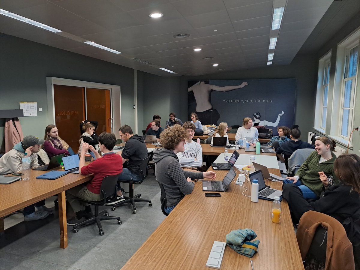 Jasper Simons tweet media