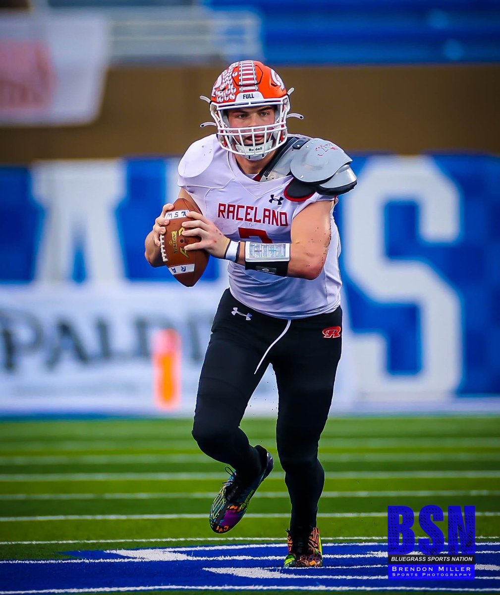 Senior season highlights!

hudl.com/v/2Mib7h