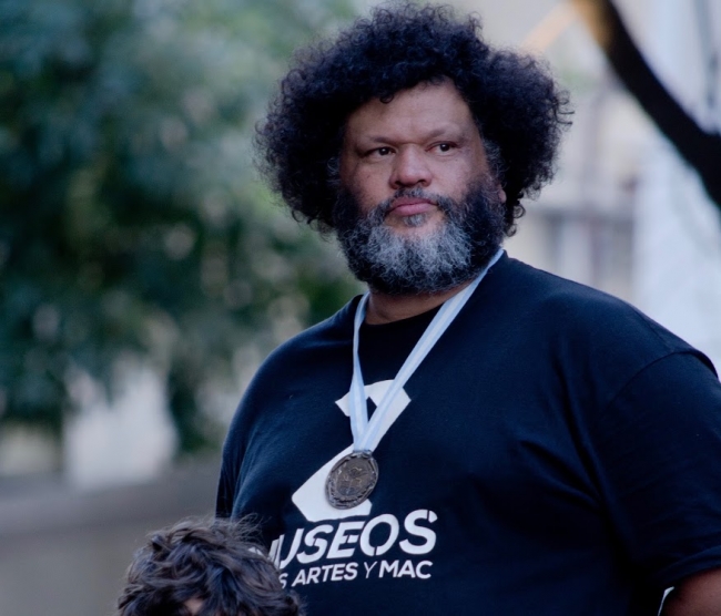 —Siempre mostramos a los grandes campeones. Quisimos pensar en mostrar de dónde surgieron esos campeones, dónde se formaron y la importancia que tienen los clubes —le dice a 8000 <a href="/ChristianelDiaz/">Christian Díaz</a>, trabajador de los Museos municipales.

8000.ar/%F0%9F%A5%B5-m…