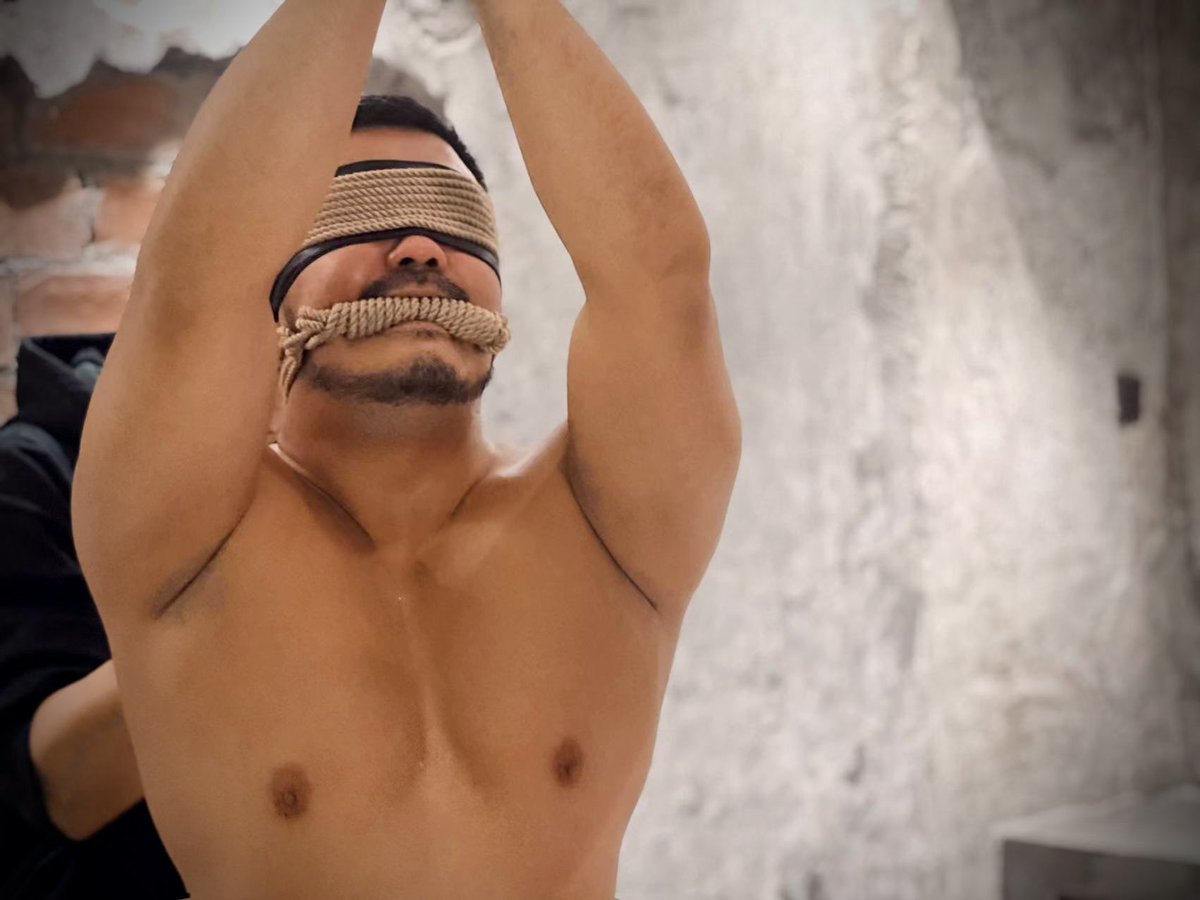 SOMEBODY•淞绑 tweet media