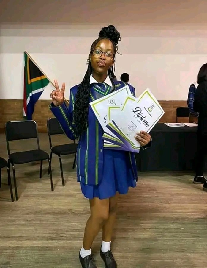 Am_Blujay's tweet image. Young promising life of Machaka Radebe cut short, I hope she gets the justice she deserve 💔