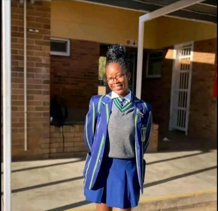 Am_Blujay's tweet image. Young promising life of Machaka Radebe cut short, I hope she gets the justice she deserve 💔