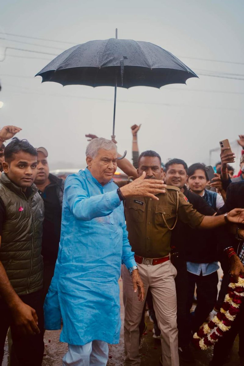 बाबा किरोड़ी तो राजस्थान की जनता के कोहिनूर हीरा है बाबा को राजस्थान का मुख्यमंत्री बनाया जाये
<a href="/DrKirodilalBJP/">Dr. Kirodi Lal Meena</a>

#किरोड़ी_लाल_सीएम_बनाओ 
#किरोड़ी_लाल_सीएम_बनाओ 
#किरोड़ी_लाल_सीएम_बनाओ 
#किरोड़ी_लाल_सीएम_बनाओ