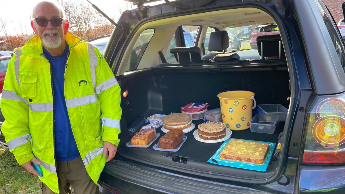 blocksidgecrt's tweet photo. Good turn out for Let’s Walk at Fradley, lead by the volunteers Paul &amp; Chris. Thank you to star baker Chris who supplied the lovely cakes with donations to Children in Need. https://t.co/Ye2EPTAoFd