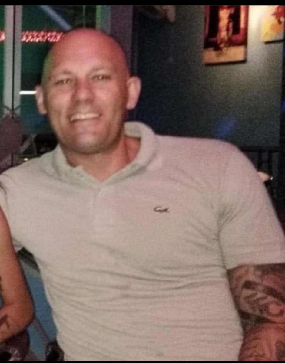Dazffc's tweet photo. We lost a good one today (Fulham lad) R.I.P fella god bless 🙏🏻🖤🤍@mattyed21 https://t.co/J6sOkRZR2c