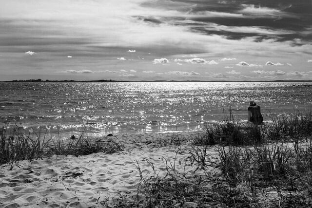 RADIO PIRATA una emisora de rock con 3 oyentes tweet media