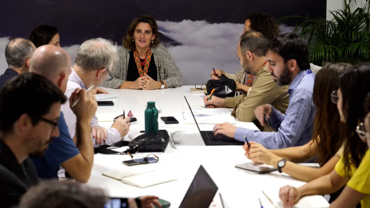 Oxfam Intermón tweet media