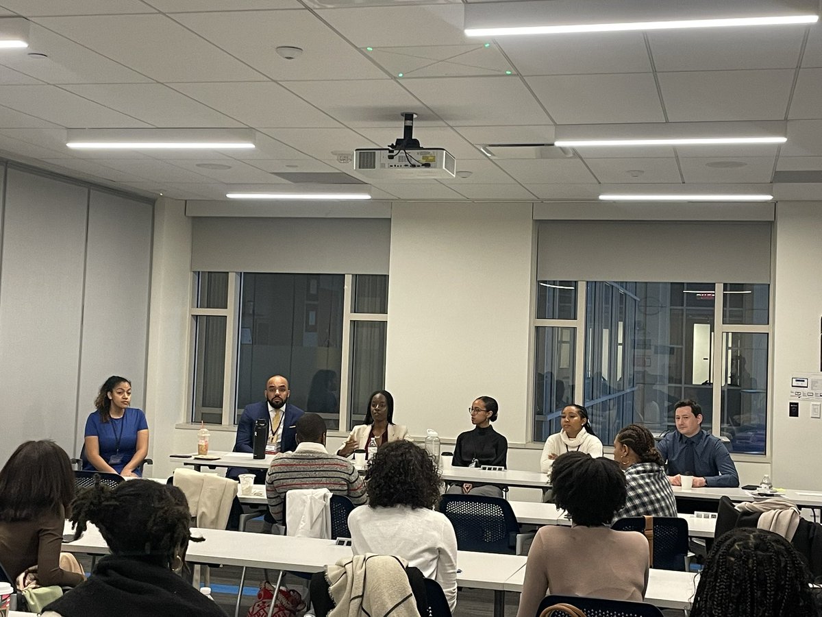 DrWKennedy's tweet photo. I was honored to be a panelist at Region IX’s Regional Medical Education Conference this past weekend. I shared advice on how to not only survive but ✨shine✨ on clinical rotations
Also pictured is my crew from CMSRU. We had an awesome time learning and networking!! #RMEC #SNMA https://t.co/1nNHz1BmZ0