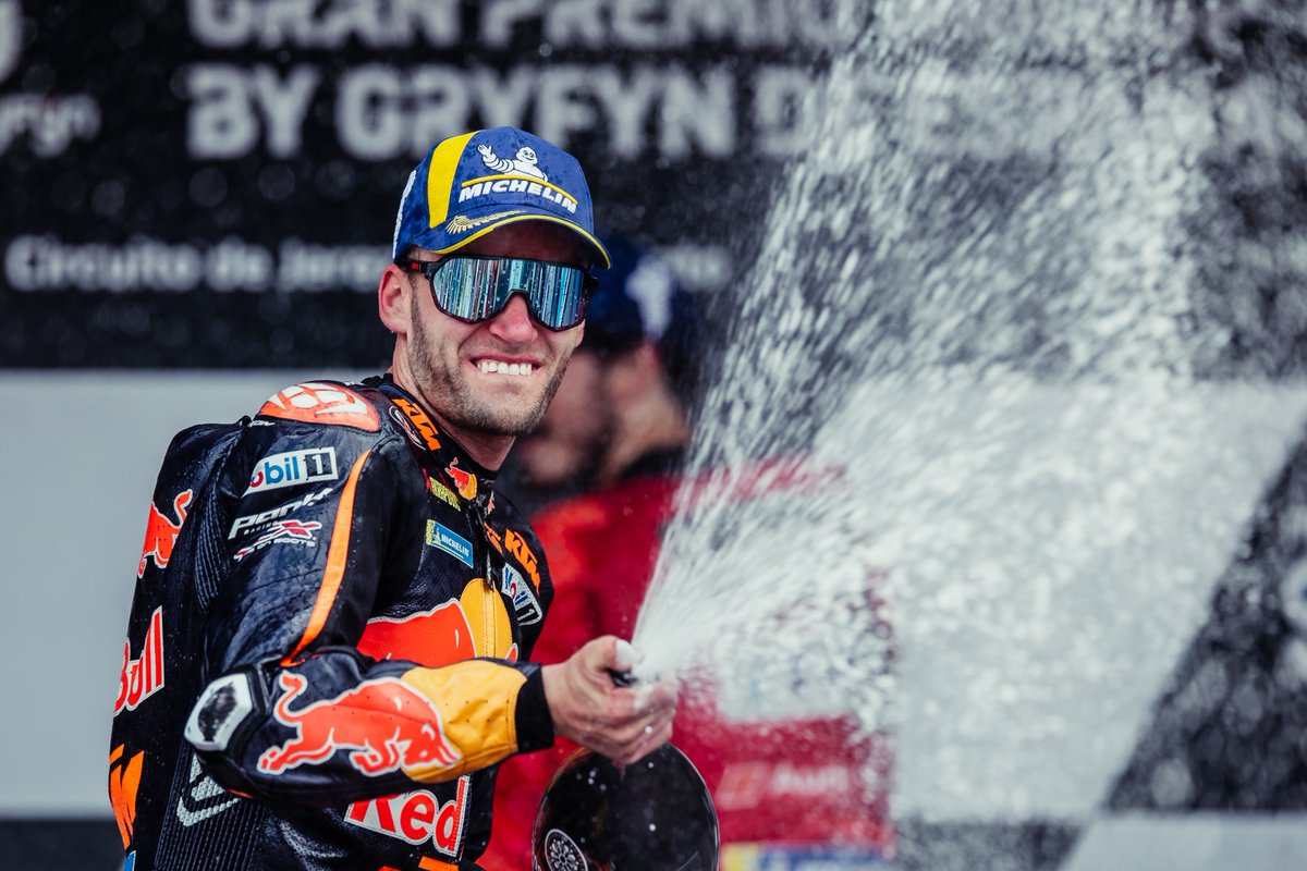 RED BULL KTM FACTORY RACING tweet media