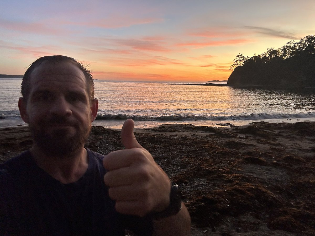 bogues2zoners's tweet photo. #STDD
Day 104/104.
Watch is telling me I’m strained. HRV is lower than normal. But this felt pretty bloody good by the end.
Let’s fkn gooo.
#UpBeforeTheSun #SnoozeYaLose https://t.co/rt1R1ai4yu