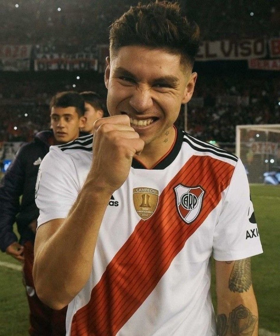 sobreriver_'s tweet image. 💣¡BOMBAZO!

🔴#Notthingham forest romperá el préstamo con Gonzalo #Montiel y deberá volver a ⚪#Sevilla donde no será tenido en cuenta❌.