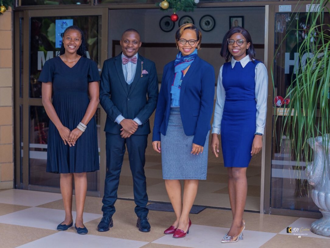 p_shins's tweet photo. Was privileged to attend &amp; speak at the Med Talk Zambia inaugural AGM. A truly inspiring team of early career med professionals and entrepreneurs. Keep at it 👏🏼, and I’m cheering you on.
#Mentorship
#BridgingTheGapInHealthcare
#MedTalkZambia2023 https://t.co/NQaPPeYL7r