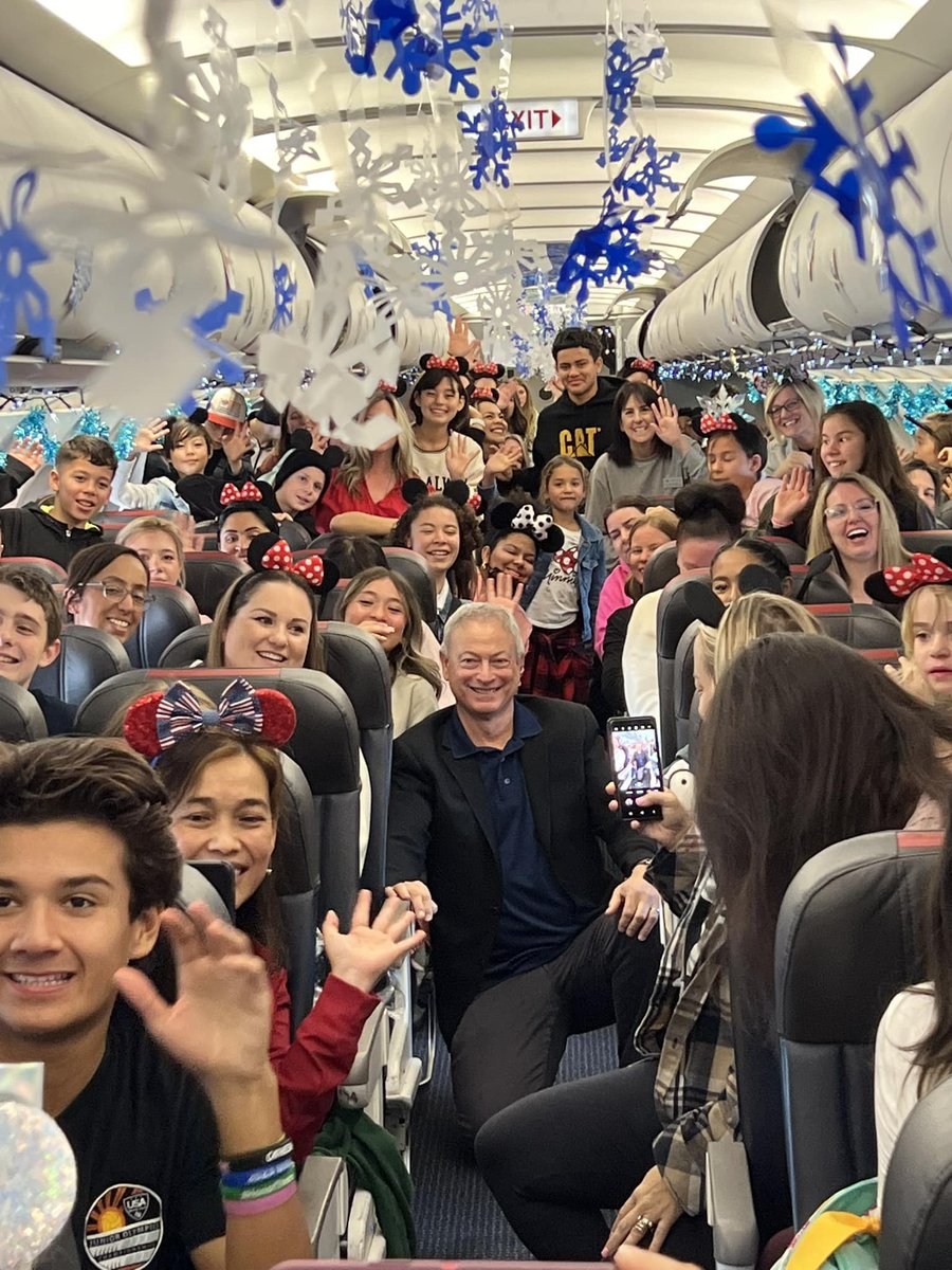 Suzanne Jameson (@jameson_suzanne) on Twitter photo The world needs more of this๐Actor Gary Sinise is shown with families of fallen heroes at the Gary Sinise Foundation Snowball Express Annual event, departing to Disney World. His foundation just took over 1,800 family members <a href="/GarySiniseFound/">GarySiniseFoundation</a> <a href="/WaltDisneyWorld/">Walt Disney World</a> ๐#hero The world needs more of this๐Actor Gary Sinise is shown with families of fallen heroes at the Gary Sinise Foundation Snowball Express Annual event, departing to Disney World. His foundation just took over 1,800 family members <a href="/GarySiniseFound/">GarySiniseFoundation</a> <a href="/WaltDisneyWorld/">Walt Disney World</a> ๐#hero