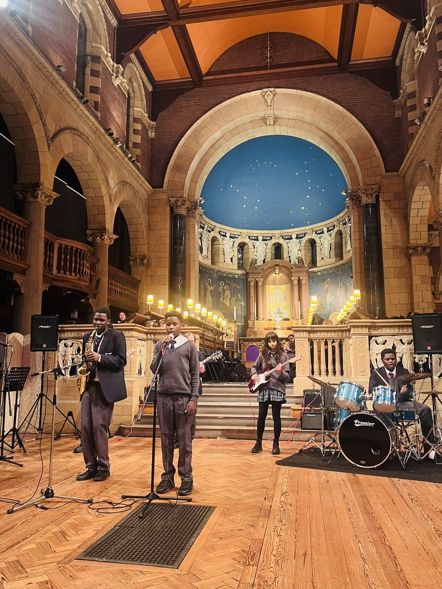 The best performance of the evening in my opinion! <a href="/OrchardMead/">Orchard Mead Academy</a> #thechurchofstjamesthegreater #TMETxmasconcert <a href="/Mead_Institute/">The Mead Institute</a>