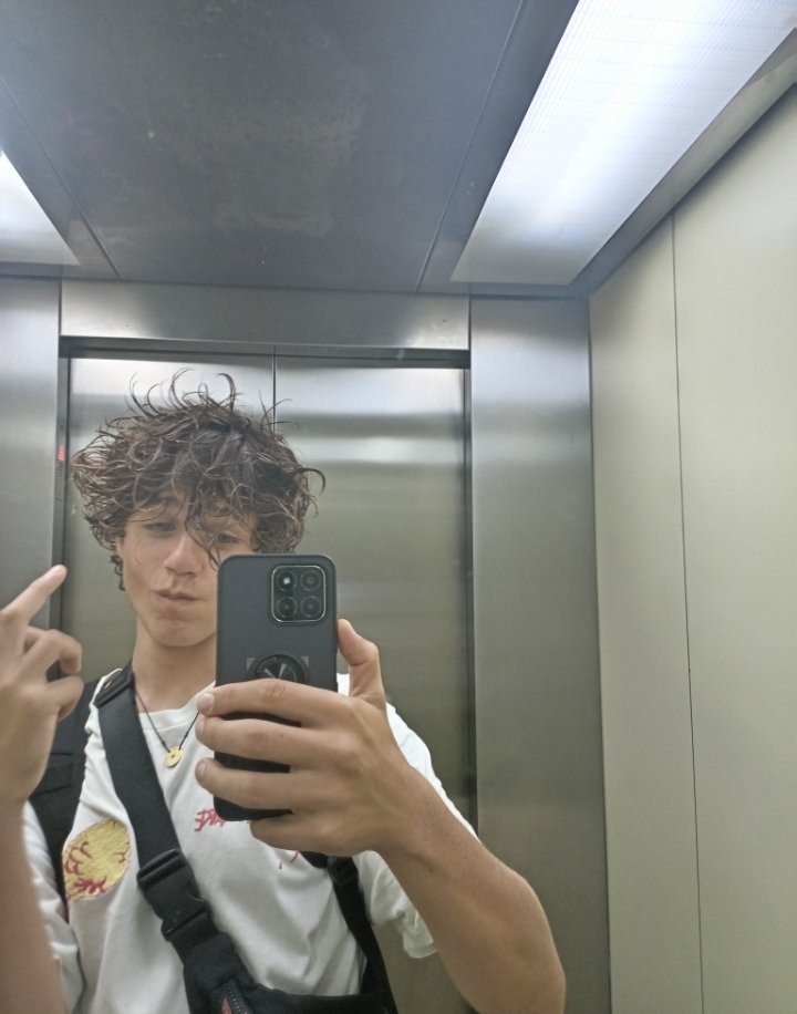 olaola necesito ayuda (mac miller arc) maxmaxmax tweet media