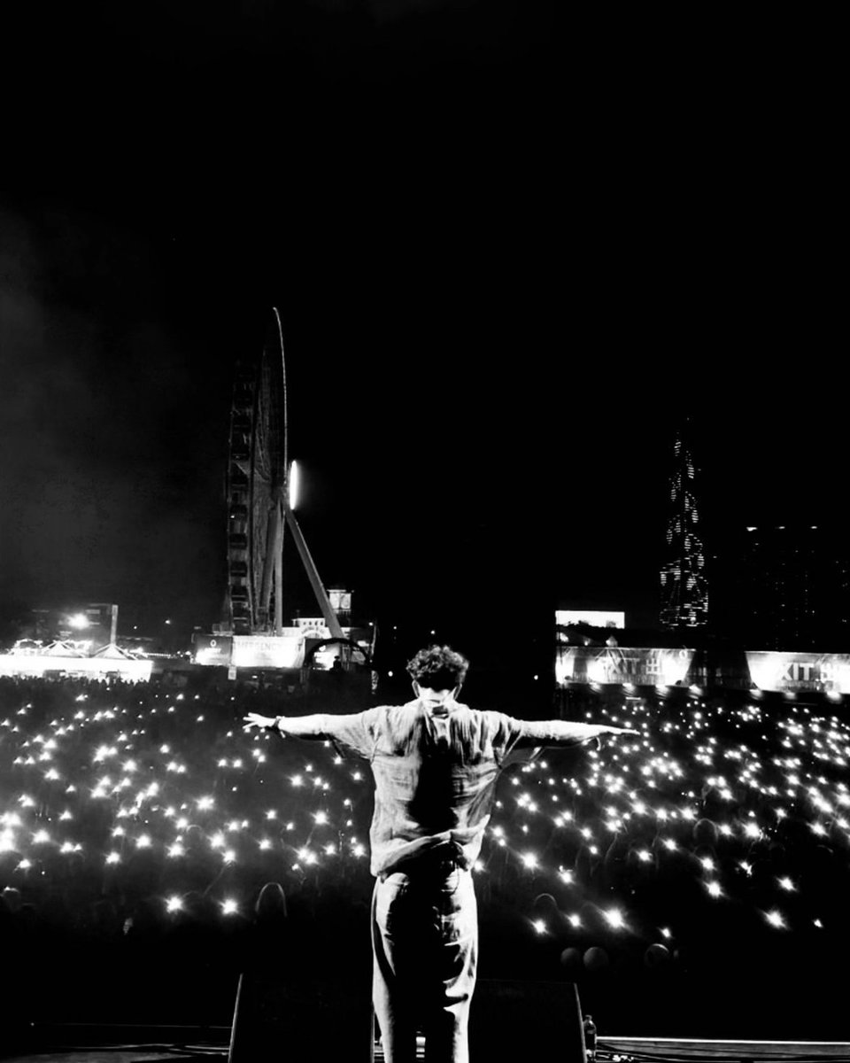 Tom Grennan tweet media