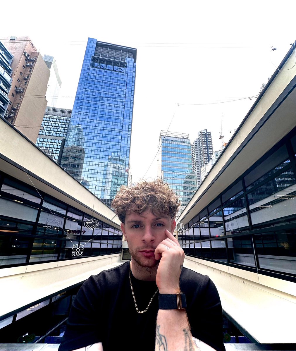 Tom Grennan tweet media