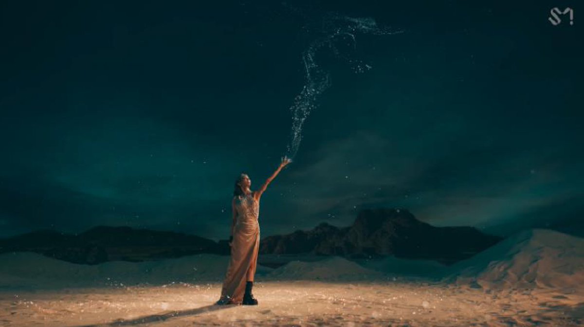 Klassical_K's tweet photo. Artemis and Orion, the truth untold. A version told by Hyginus (Astr. 2.4) said that Artemis loves Orion so much that she wants to marry him. The envy of her brother cuts their love short but she catasterizes him. #Taeyeon uses itl in #INVU (Thanks, @Paulakastfer, for telling me) https://t.co/WcFovgvY7A